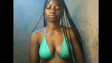 juicypiexx online show from October 2025 02:43:02 AM