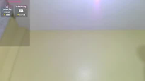 Snapshot of juicyqueen_xo chatting on July 2026 03:43:02 AM Juicy Bumbum online show from July 2026 03:43:02 AM