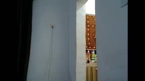 juicyxpink online show from September 2025 07:32:01 AM