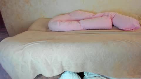 Snapshot of juisykitten chatting on September 2025 05:20:01 AM Anna online show from September 2025 05:20:01 AM