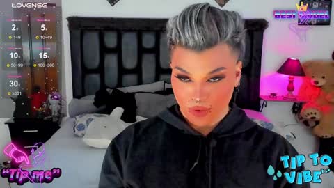 Jujubee online show from December 2024 02:21:01 PM