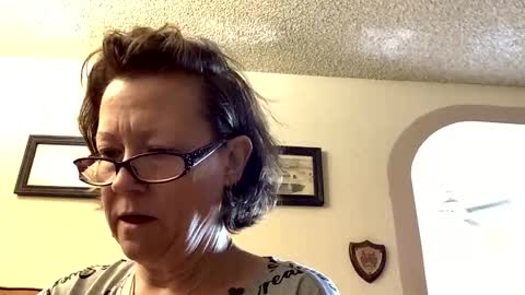 Snapshot of jujukitty chatting on October 2025 04:07:02 PM JuJuKitty online show from October 2025 04:07:02 PM