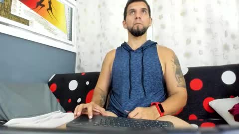 juleslake2 online show from November 2025 07:13:02 PM