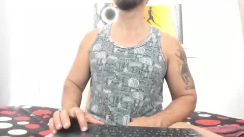 Snapshot of juleslatin122 chatting on January 2025 05:11:02 PM Jules online show from January 2025 05:11:02 PM