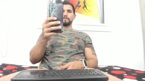 Snapshot of juleslatin122 chatting on January 2025 08:32:02 PM Jules online show from January 2025 08:32:02 PM