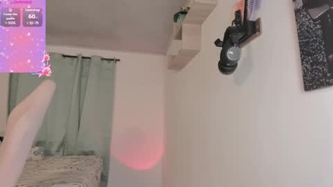 Juliana online show from March 2025 10:31:02 PM