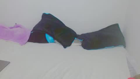 Snapshot of juli_69 chatting on February 2026 07:45:01 PM Juliana Torres online show from February 2026 07:45:01 PM