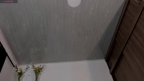 Juli Modelo Independiente online show from March 2025 07:36:01 PM