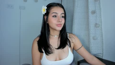 Snapshot of julia_strauns chatting on January 2025 05:51:01 AM julia_strauns online show from January 2025 05:51:01 AM