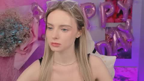 Snapshot of juliabrewwer chatting on September 2025 12:05:02 PM Julia online show from September 2025 12:05:02 PM