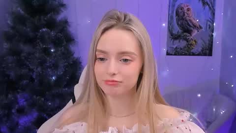 Snapshot of juliabrewwer chatting on December 2025 01:50:02 PM Julia online show from December 2025 01:50:02 PM