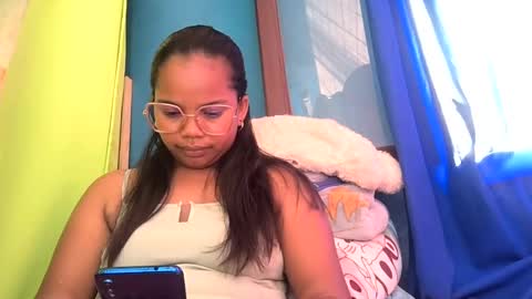 juliah02 online show from February 2025 06:01:01 AM