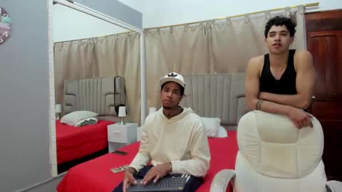 Snapshot of julian_billy chatting on January 2025 04:28:01 PM julian billy online show from January 2025 04:28:01 PM