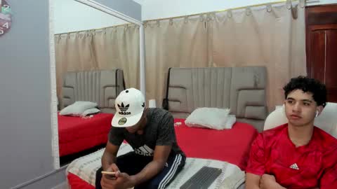 Snapshot of julian_billy chatting on February 2025 05:26:02 PM julian billy online show from February 2025 05:26:02 PM