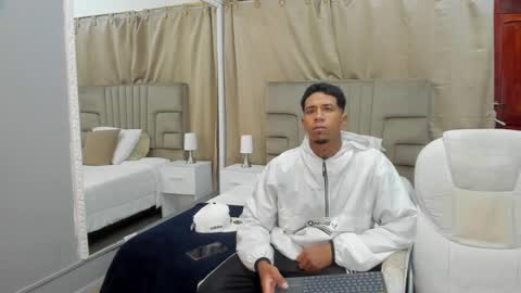 Snapshot of julian_billy chatting on February 2025 11:20:01 AM julian billy online show from February 2025 11:20:01 AM