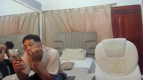 Snapshot of julian_billy chatting on March 2025 02:26:01 PM julian billy online show from March 2025 02:26:01 PM