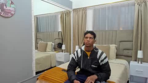 Snapshot of julian_billy chatting on March 2025 11:18:02 AM julian billy online show from March 2025 11:18:02 AM