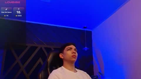 JULIAN  online show from March 2026 11:13:01 AM