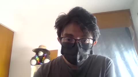 Snapshot of julian_mora7 chatting on February 2025 05:25:02 PM Julian Mora online show from February 2025 05:25:02 PM