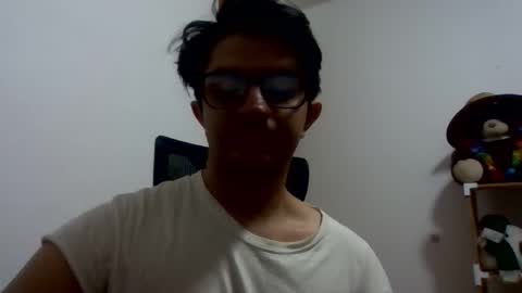 Snapshot of julian_mora7 chatting on November 2025 10:59:01 AM Julian Mora online show from November 2025 10:59:01 AM