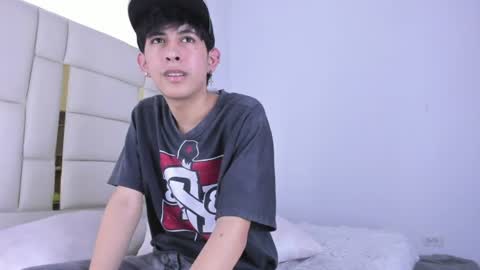 Snapshot of julian_xp chatting on July 2026 08:14:01 PM Julian online show from July 2026 08:14:01 PM