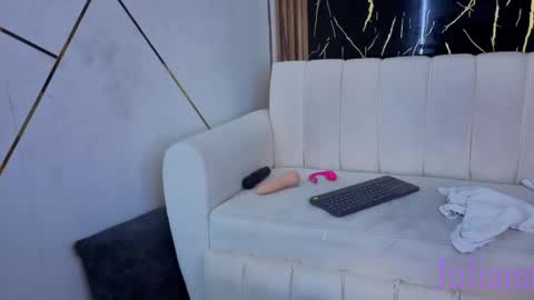JULIANA AND CHRIS online show from April 2026 05:41:02 PM