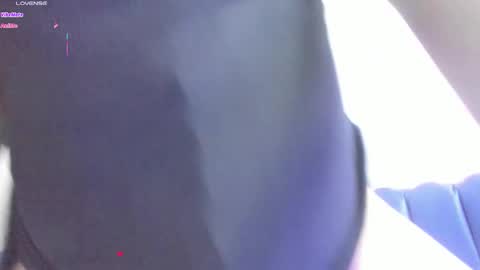 Juliana online show from March 2025 07:21:02 PM