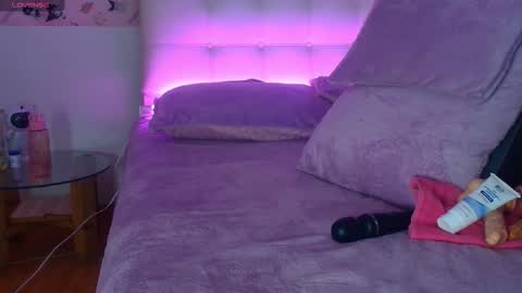 Snapshot of juliana_js_ chatting on February 2026 05:54:01 PM juliana_js_ online show from February 2026 05:54:01 PM