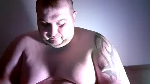 Juliano online show from December 2024 08:20:02 PM