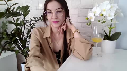 Snapshot of juliaorgasm chatting on February 2026 01:49:02 PM Julia online show from February 2026 01:49:02 PM