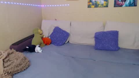 Jul online show from February 2025 06:54:01 AM