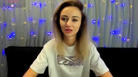 Yulya online show from November 2025 03:26:02 AM