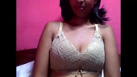 julie0612 online show from February 2025 05:47:01 AM