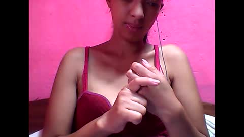 julie0612 online show from February 2025 05:44:02 AM