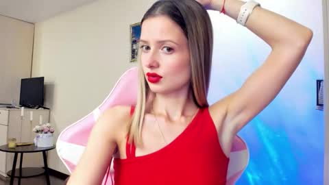 Snapshot of julie_flores chatting on October 2025 02:48:01 PM Julie online show from October 2025 02:48:01 PM