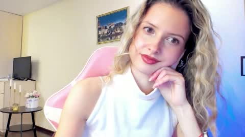 Snapshot of julie_flores chatting on October 2025 02:04:02 PM Julie online show from October 2025 02:04:02 PM