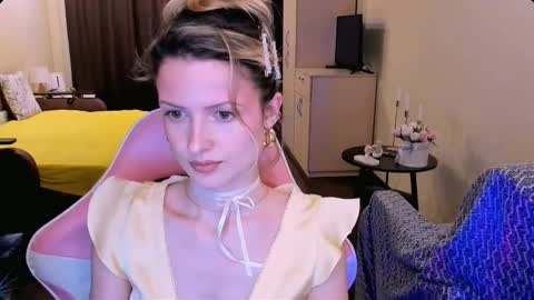 Snapshot of julie_flores chatting on March 2026 02:45:02 PM Julie online show from March 2026 02:45:02 PM