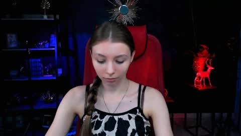 juliedaniel online show from April 2026 04:17:01 AM