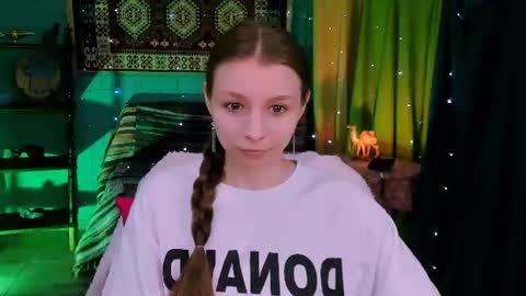 juliedaniel online show from June 2026 04:21:01 AM