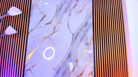 Julien online show from September 2025 12:21:02 PM