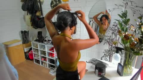 Juli online show from May 2026 06:02:02 PM