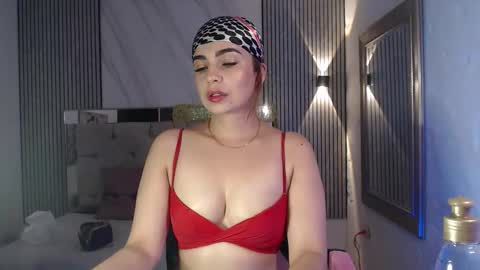 julieta__fox_ online show from January 2026 02:50:02 AM