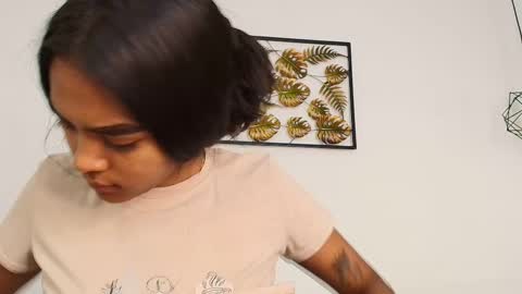 Snapshot of julieta_aguilar chatting on September 2025 07:37:02 PM Juli online show from September 2025 07:37:02 PM