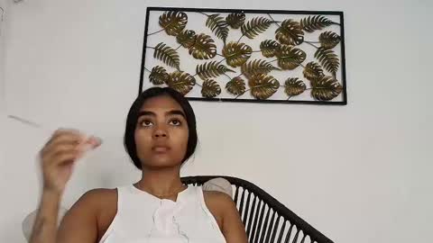 Snapshot of julieta_aguilar chatting on October 2025 07:23:02 PM Juli online show from October 2025 07:23:02 PM