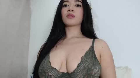 julieta_g online show from January 2025 09:57:01 AM
