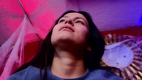  Julieta  online show from October 2025 01:11:01 PM