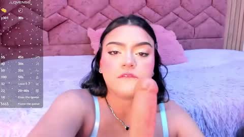 Snapshot of julieta_sweett20 chatting on June 2026 01:50:02 PM Julieta online show from June 2026 01:50:02 PM