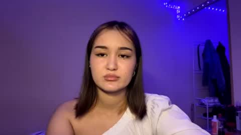 Snapshot of julietbruchey chatting on July 2026 07:29:02 PM Milena online show from July 2026 07:29:02 PM