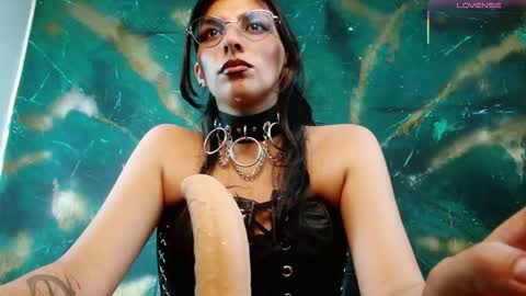    online show from September 2025 09:03:01 PM