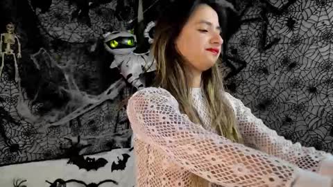 Julietta Jackson online show from October 2025 08:05:01 PM